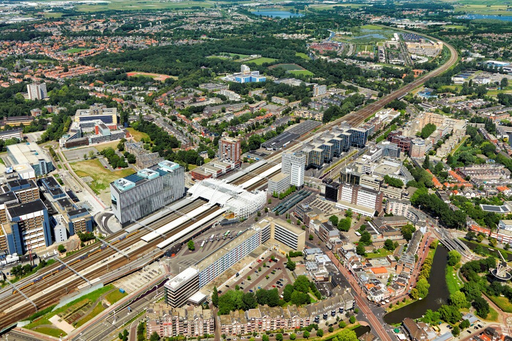 Luchtfoto Leiden crop zoom