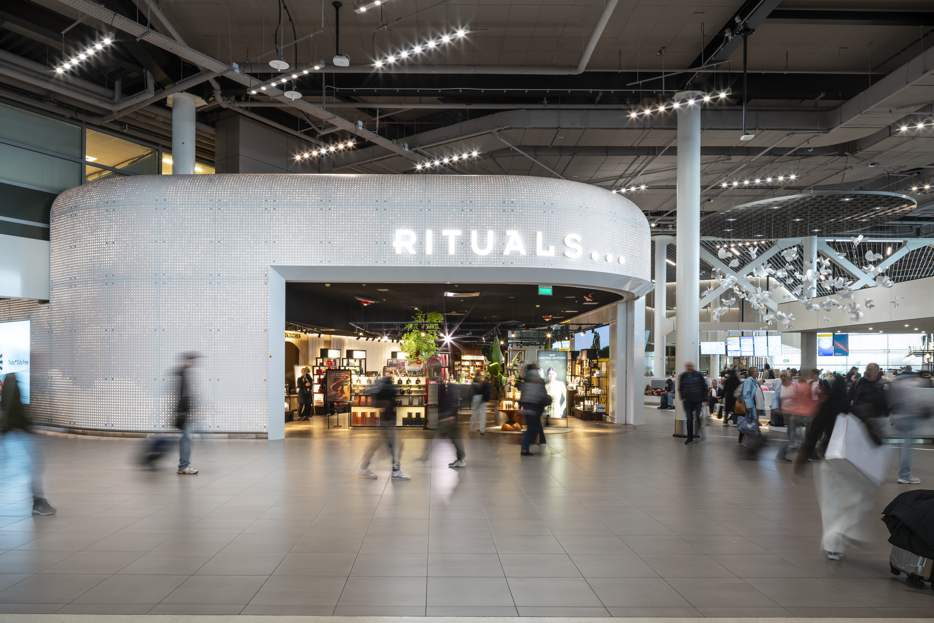 027558 Herinrichting Terminal 1 N26 websitenew