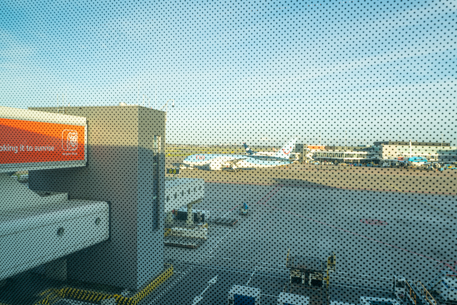 027 300 One XS Schiphol N12 medium