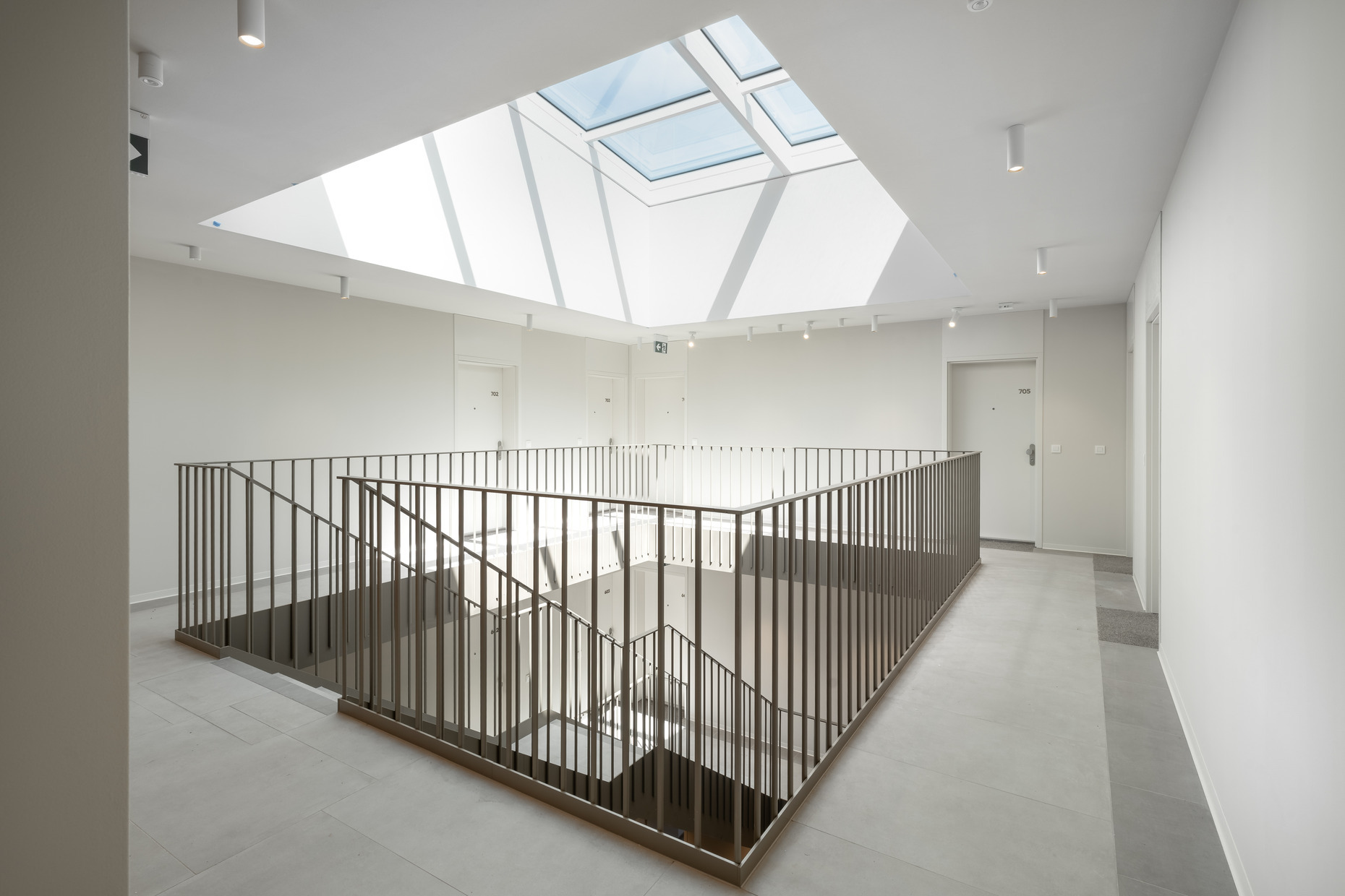 17 BCA Florian Residence Alto Real Estate webres